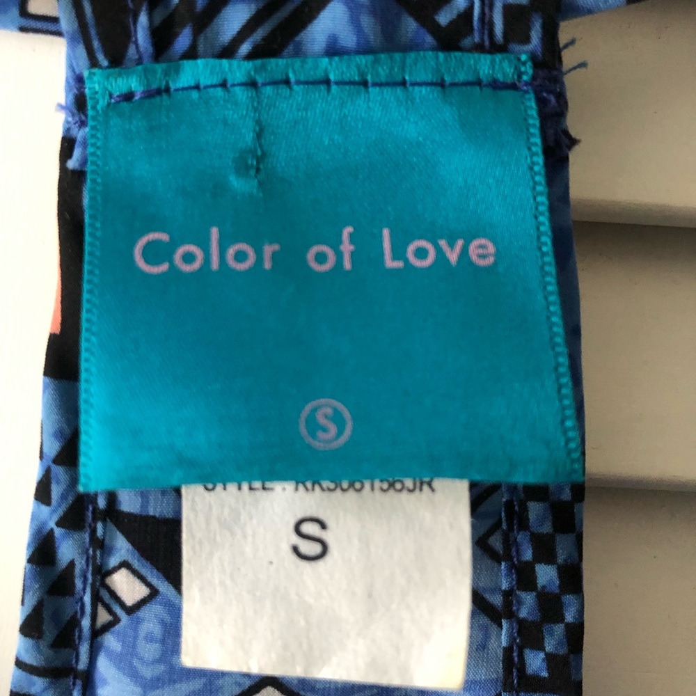Geometric High-Low Tank Top - Picture 7 of 8